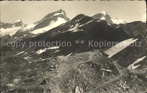 Gornergrat Zermatt mit Allalinhorn Rimpfischhoren  / Gornergrat /Rg. Zermatt