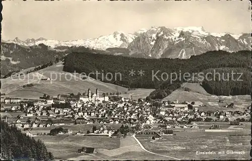 Einsiedeln SZ Totalansicht mit Alpen / Einsiedeln /Bz. Einsiedeln