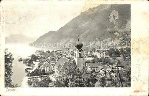 Gersau Vierwaldstaettersee Ortsblick mit Kirche /  /