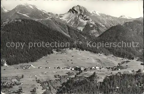 Wiesen Albula mit Valbellahorn Kat. Wiesen