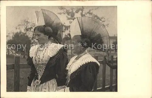 Appenzell IR Frauen in Festtagstracht Kat. Appenzell