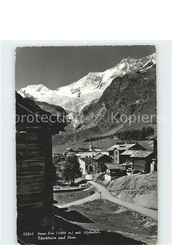 Saas Fee mit Alphubel Taeschhorn und Dom Kat. Saas Fee