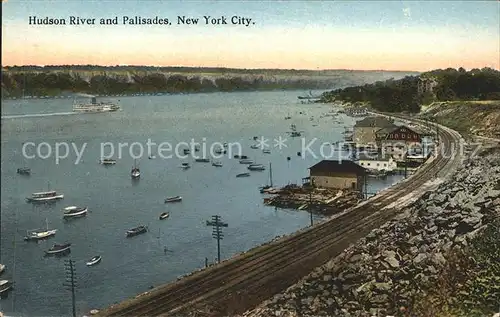 New York City Hudson River Palisades / New York /