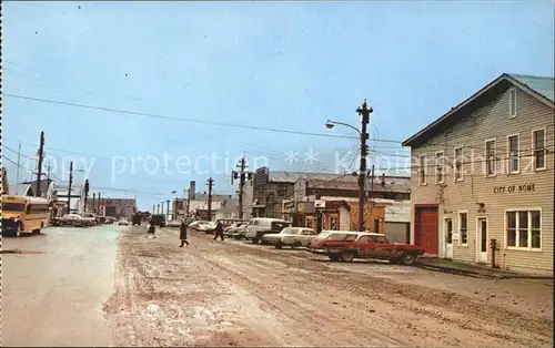 Nome Alaska Main Street and City Hall Cars Kat. Nome