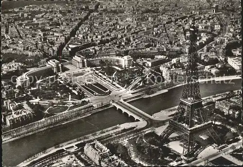 Paris Fliegeraufnahme Tour Eiffel Arc de Triomphe Kat. Paris