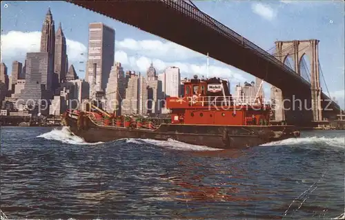 New York City Brooklyn Bridge East River Lower Manhatten Skyline / New York /