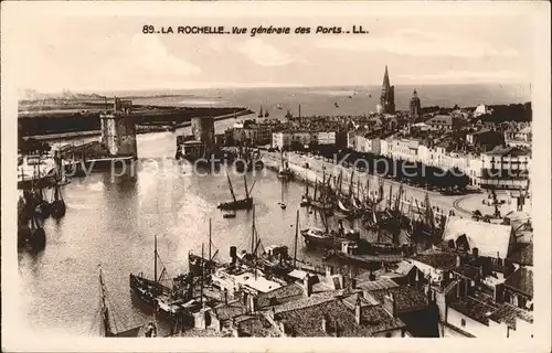 La Rochelle Charente Maritime Vue generale des Ports Kat. La Rochelle
