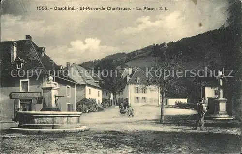 Saint Pierre de Chartreuse Isere La Place Fontaine Croix Kat. Saint Pierre de Chartreuse