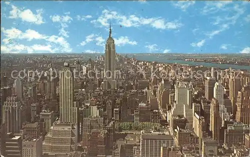 New York City Panoramic view Skyline Empire State Building / New York /