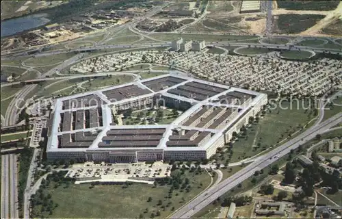 Arlington Virginia Aerial view of the Pentagon Kat. Arlington