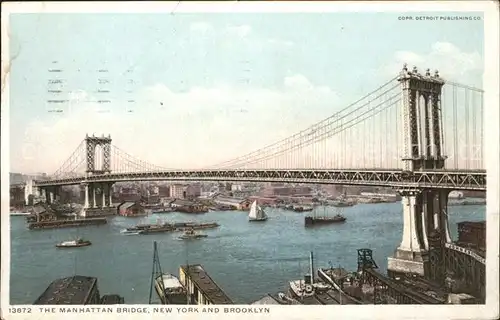 New York City Manhattan Bridge Brooklyn / New York /