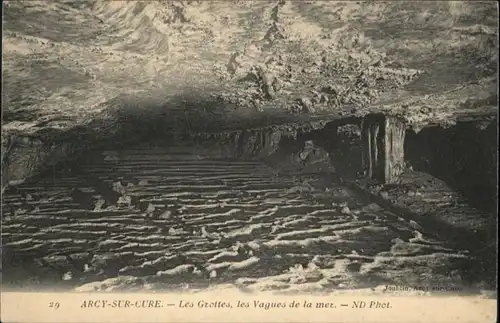 Arcy-sur-Cure Yonne Hoehle Grotte * / Arcy-sur-Cure /Arrond. d Auxerre