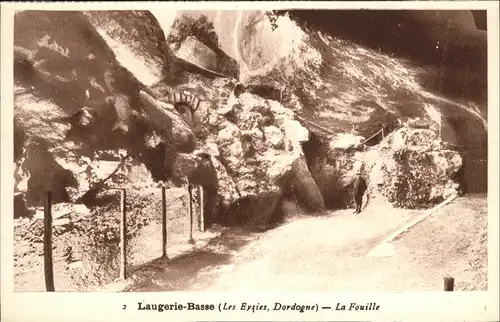Les Eyzies-de-Tayac-Sireuil Fouille / Les Eyzies-de-Tayac-Sireuil /Arrond. de Sarlat-la-Caneda