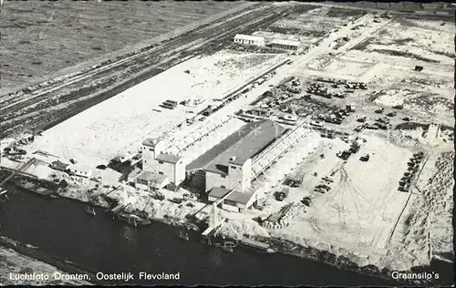 Dronten Fliegeraufnahme Oostelijk Felvoland Graansilo s Kat. Dronten