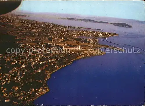 Istanbul Constantinopel Fliegeraufnahme Asia side Bosphorus / Istanbul /