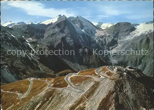 Grossglockner Hochalpenstrasse Parkplatz Edelweissspitze Fuscher Toerl Fliegeraufnahme Kat. Heiligenblut