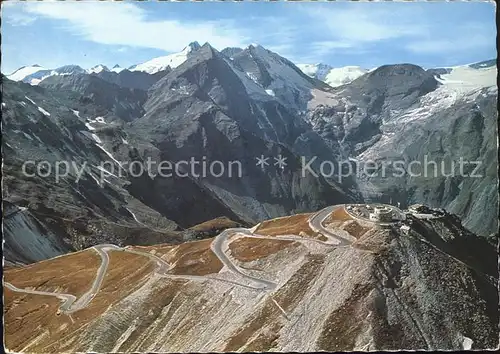 Grossglockner Hochalpenstrasse Parkplatz Edelweissspitze Fuscher Toerl Fliegeraufnahme Kat. Heiligenblut