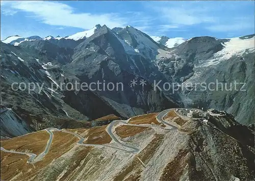 Grossglockner Hochalpenstrasse Parkplatz Edelweissspitze Fuscher Toerl Fliegeraufnahme Kat. Heiligenblut