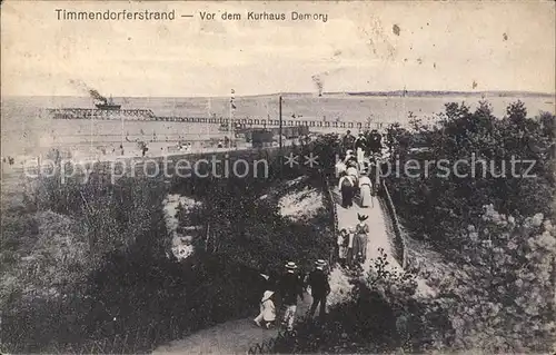 Timmendorfer Strand Vor dem Kurhaus Demory Kat. Timmendorfer Strand