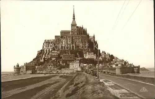 Mont Saint Michel Vue generale et la Digue Kat. Pontorson