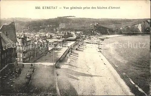 Etretat Vue generale prise des falaises d Amont Plage Kat. Etretat