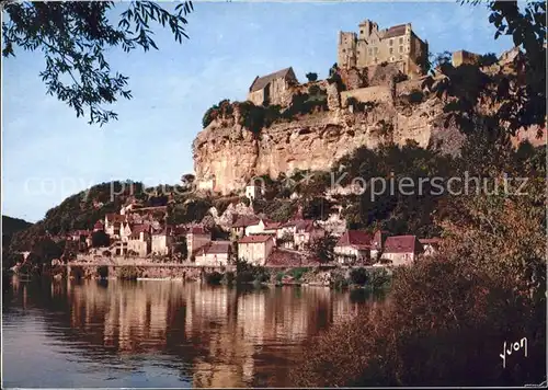 Beynac et Cazenac Chateau XVI siecle au pied de la Dordogne Kat. Beynac et Cazenac