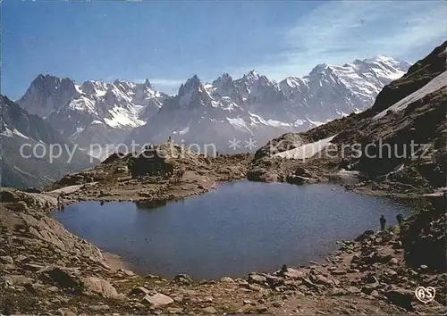 Chambery Savoie Lac Blanc Image des Montagnes en ete Kat. Chambery