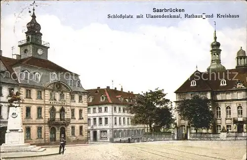 Saarbruecken Schlossplatz mit Ulanendenkmal Rathaus und Kreishaus Kat. Saarbruecken