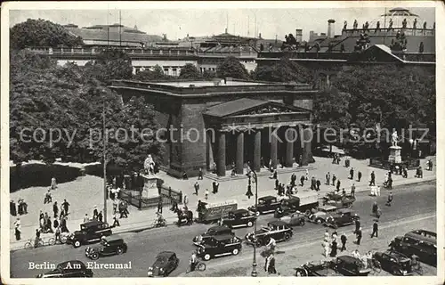 Berlin am Ehrenmal Kat. Berlin