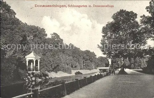 Donaueschingen Schlossgarten mit Donauausfluss Donautempel Kat. Donaueschingen