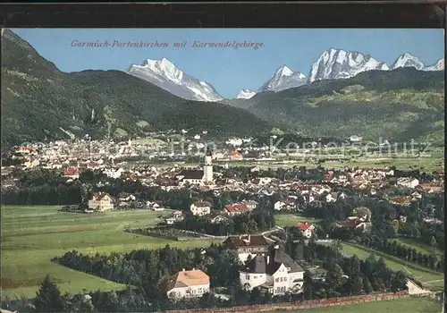 Garmisch Partenkirchen Gesamtansicht mit Karwendelgebirge Kat. Garmisch Partenkirchen