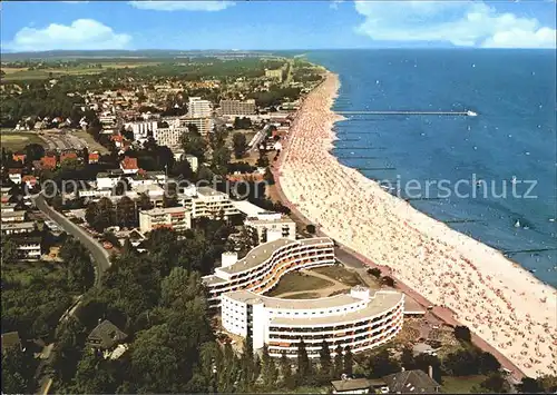 Groemitz Ostseebad Fliegeraufnahme mit Strand /  /