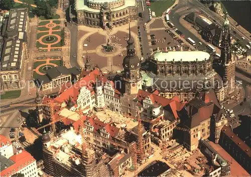 Dresden Schloss Hofkirche Theaterplatz Italienisches Doerfchen Fliegeraufnahme Kat. Dresden Elbe