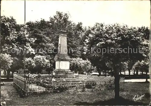 Lussac les Chateaux Monument aux Morts 1914 1918 Kat. Lussac les Chateaux