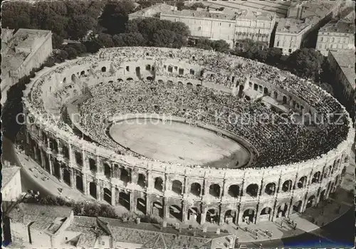 Nimes Vue aerienne Arenes  Kat. Nimes