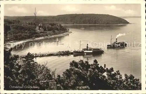 Gluecksburg Ostseebad Bootsanleger Dampfer Kat. Gluecksburg (Ostsee)