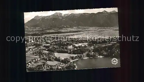 Murnau mit Herzogstand und Heimgarten Bayerische Alpen Fliegeraufnahme Kat. Murnau a.Staffelsee