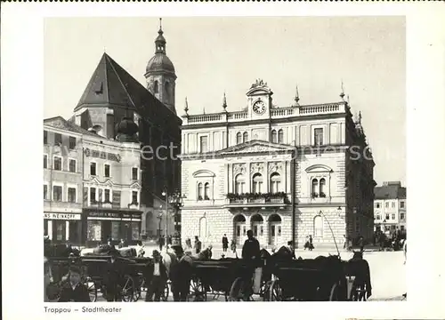 Troppau Sudetengau Stadttheater Pferdekutsche Jahrweiser Schoenes Sudetenland Kat. Opava