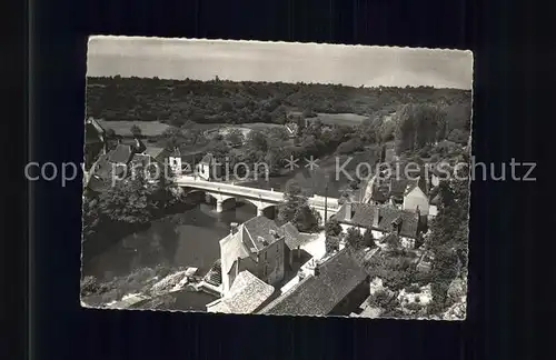 Angles sur l Anglin Riviere et le pont vus du Chateau Kat. Angles sur l Anglin