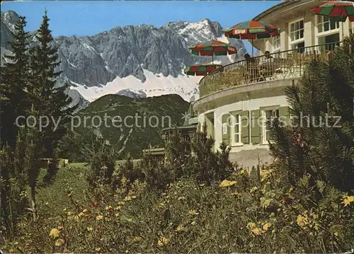 Garmisch Partenkirchen Kreuzeckhaus mit Hoellental und Zugspitze Kat. Garmisch Partenkirchen