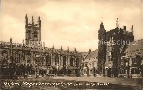 Oxford Oxfordshire Magdalen College Quad  / Oxford /Oxfordshire