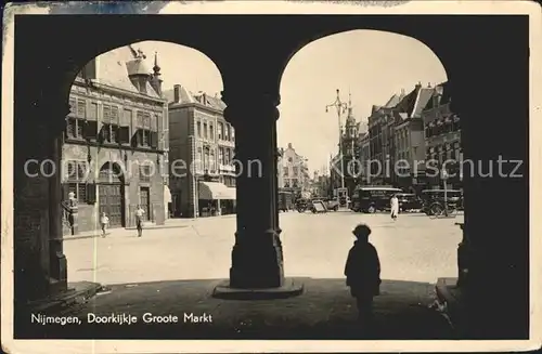 Nijmegen Doorkijkje Groote Markt Kat. Nimwegen Nijmegen