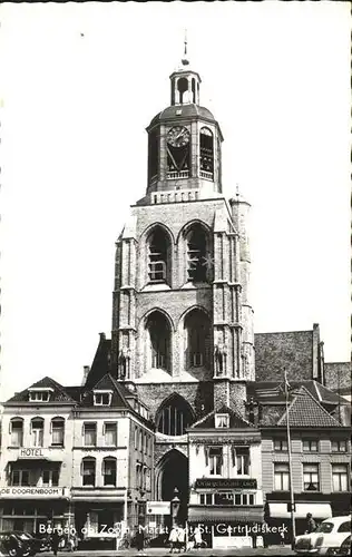 Bergen op Zoom Markt St. Gertrudiskerk / Bergen op Zoom /