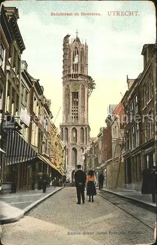 Utrecht Zadelstraat en Domtoren Kat. Utrecht