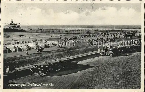 Scheveningen Boulevard met Pier Kat. Scheveningen