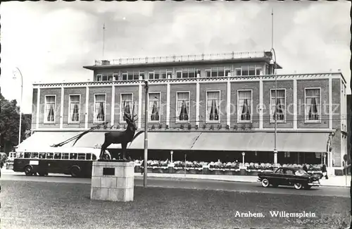 Arnhem Willemsplein met het Hert van Pompon Hirsch Skulptur Kat. Arnhem