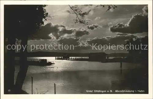 Unteruhldingen Abend im Hafen Kat. Uhldingen Muehlhofen