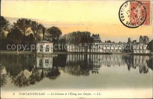 Fontainebleau Seine et Marne Chateau et l Etang aux Carpes Stempel auf AK Kat. Fontainebleau