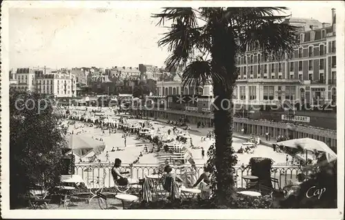 Dinard Ille et Vilaine Bretagne La Plage et les nouvelles cabines Kat. Dinard