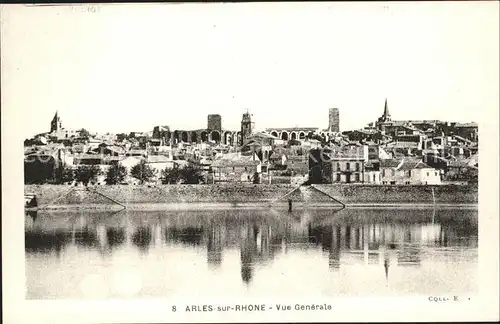 Arles Bouches-du-Rhone Vue generale / Arles /Arrond. d Arles